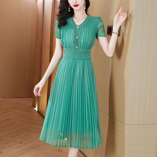 2025 plus size women's summer new style temperament high waist V-neck slim fashion dress D02316