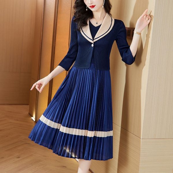 Large size women's clothing 2025 new early autumn navy color waist slimming magic dress medium long skirt D02349